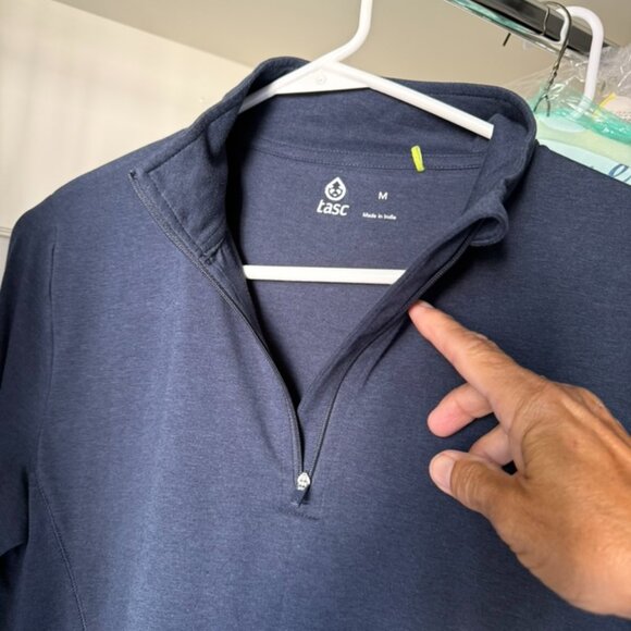 Tasc Performance Recess Quarter Zip NWOT MEDIUM Classic Navy - Picture 7 of 13